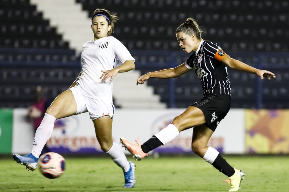 Tamires no jogo contra o Santos, pelo Paulistão Feminino