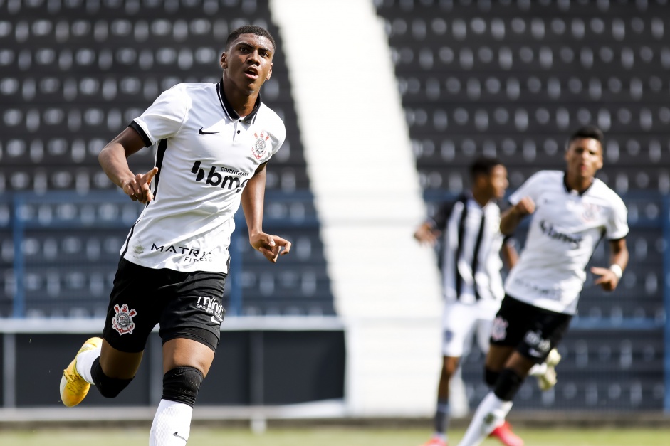 Corinthians vence o Botafogo pelo Brasileiro Sub-17