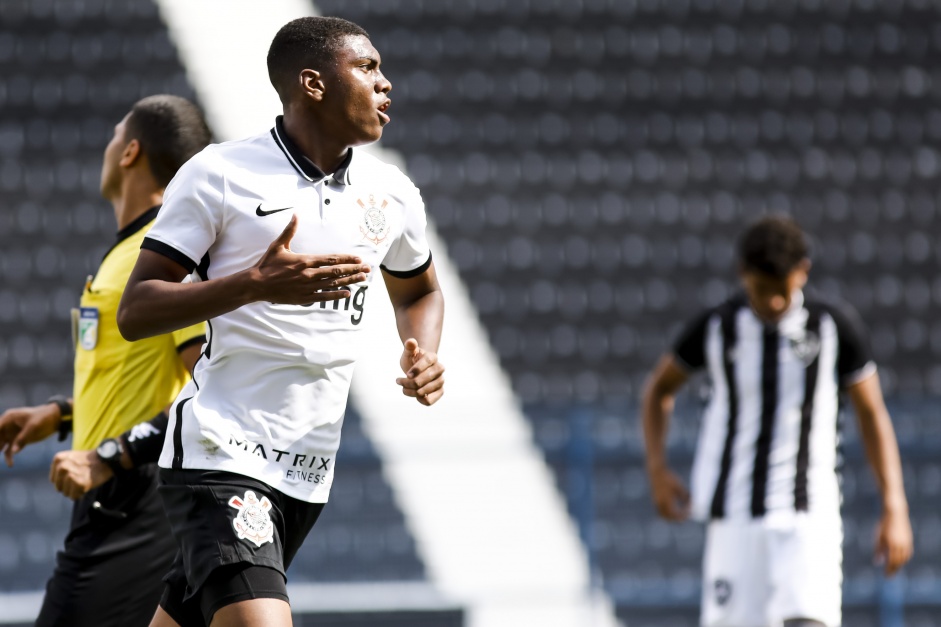Corinthians vence o Botafogo pelo Brasileiro Sub-17