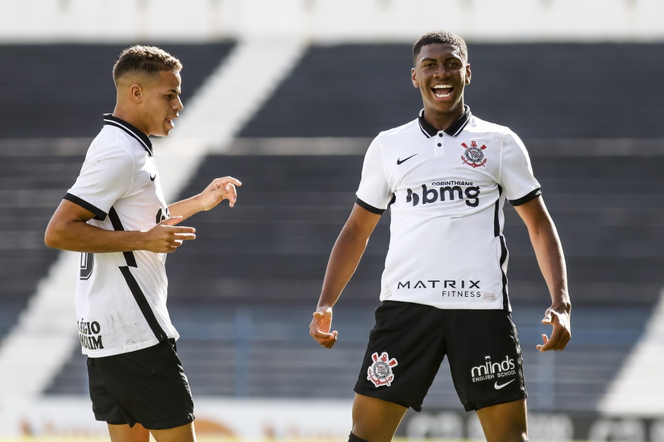 Corinthians vence o Botafogo pelo Brasileiro Sub-17