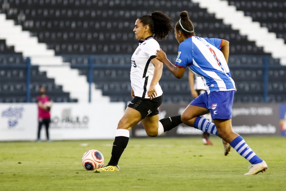 Yasmin na goleada por 11 a 0 sobre o Nacional, pelo Paulista Feminino