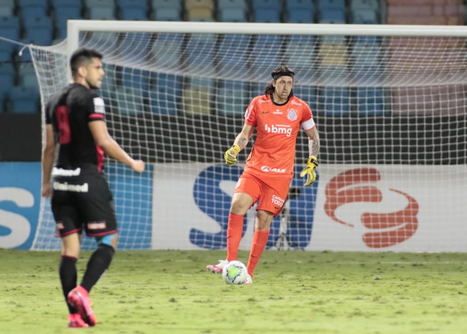 Cássio na partida contra o Atlético-GO, pelo Campeonato Brasileiro