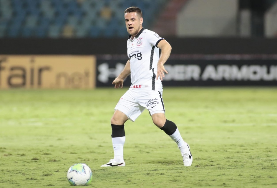 Ramiro na partida contra o Atlético-GO, pelo Campeonato Brasileiro