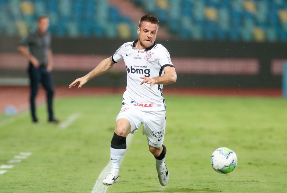 Ramiro no jogo contra o Atlético-GO, pelo Brasileirão