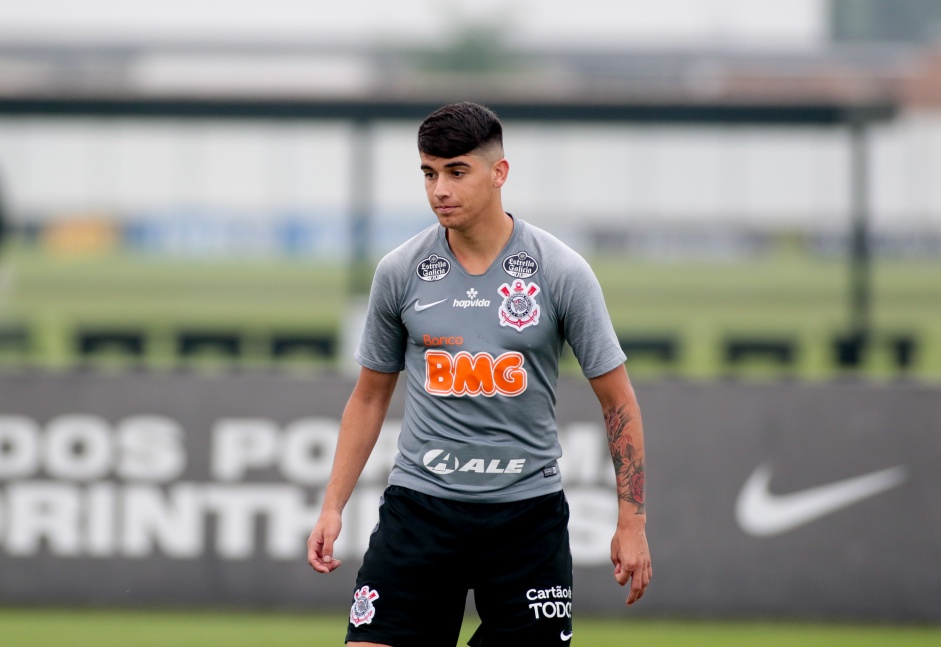 Araos ainda não teve sequência com Vagner Mancini Araos ainda não teve sequência com Vagner Mancini