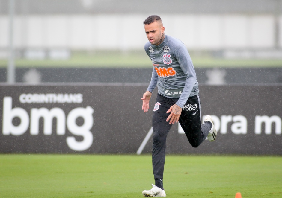 Luan no treinamento desta manhã no CT Joaquim Grava Luan no treinamento desta manhã no CT Joaquim Grava