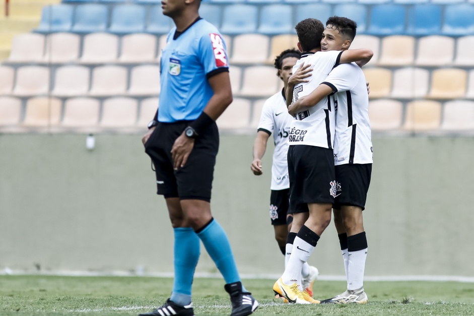 Corinthians goleou Sport pelo Campeonato Brasileiro Sub-20