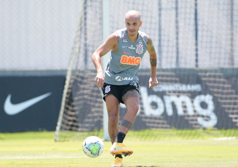 Fbio Santos valorizou a fora do Corinthians