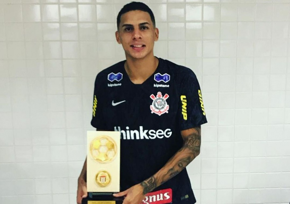 Corinthians é acionado na justiça por filho de atleta que faleceu após ser baleado 