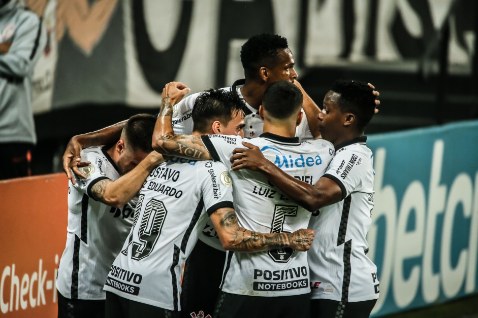 Embalado, Corinthians no perde h cinco jogos