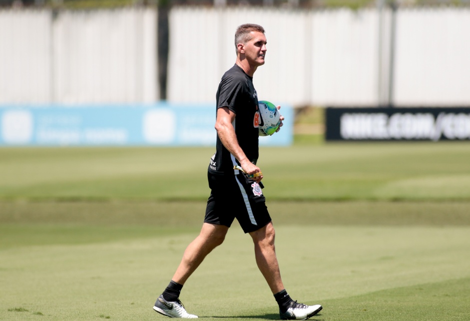 Mancini no ltimo treino para jogo contra o Gois, pelo Brasileiro