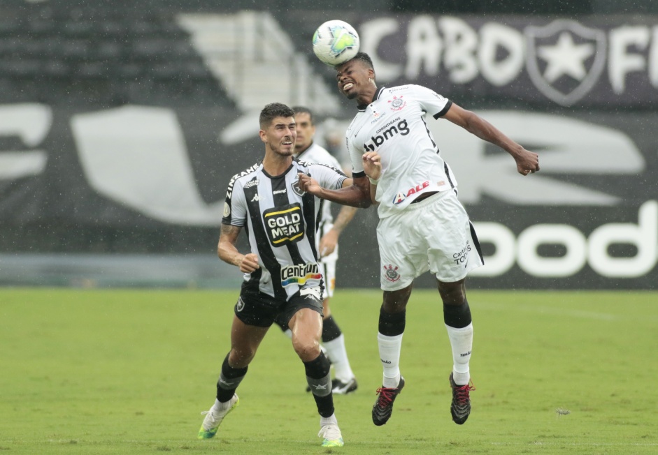Jemerson atuando diante do Botafogo, no Engenho