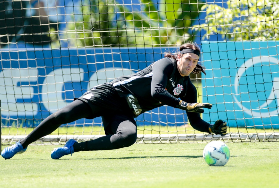 Goleiro Cássio no último treino do ano