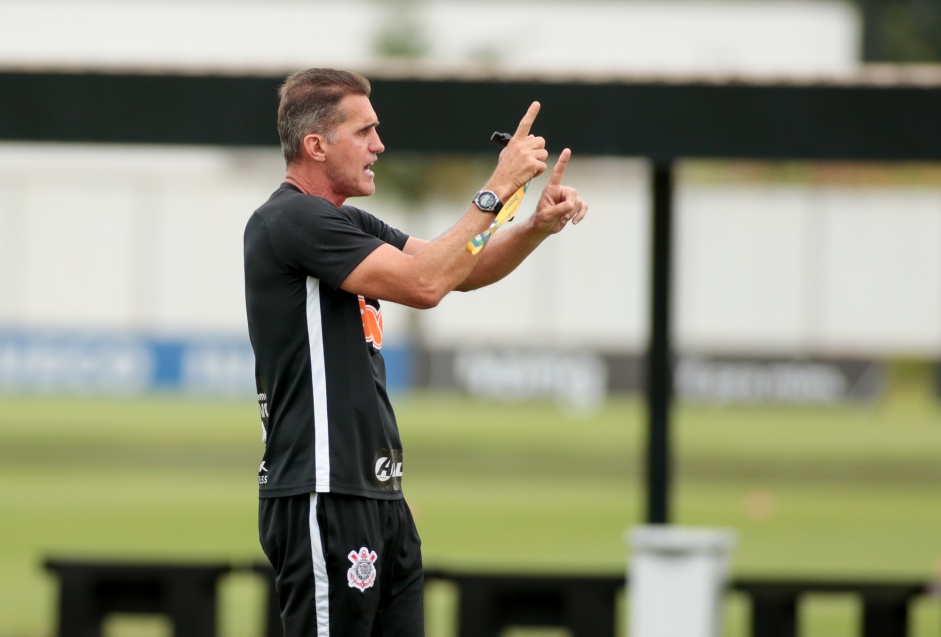 Treinador Vagner Mancini no treino do Corinthians desta quinta-feira no CT Joaquim Grava