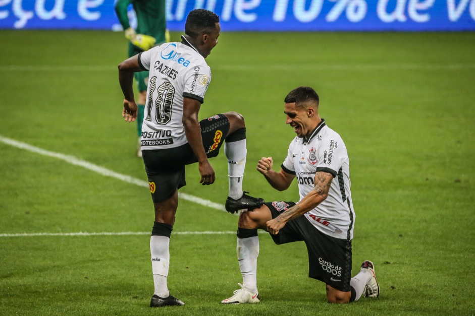 Cazares  o grande nome do setor ofensivo do Corinthians