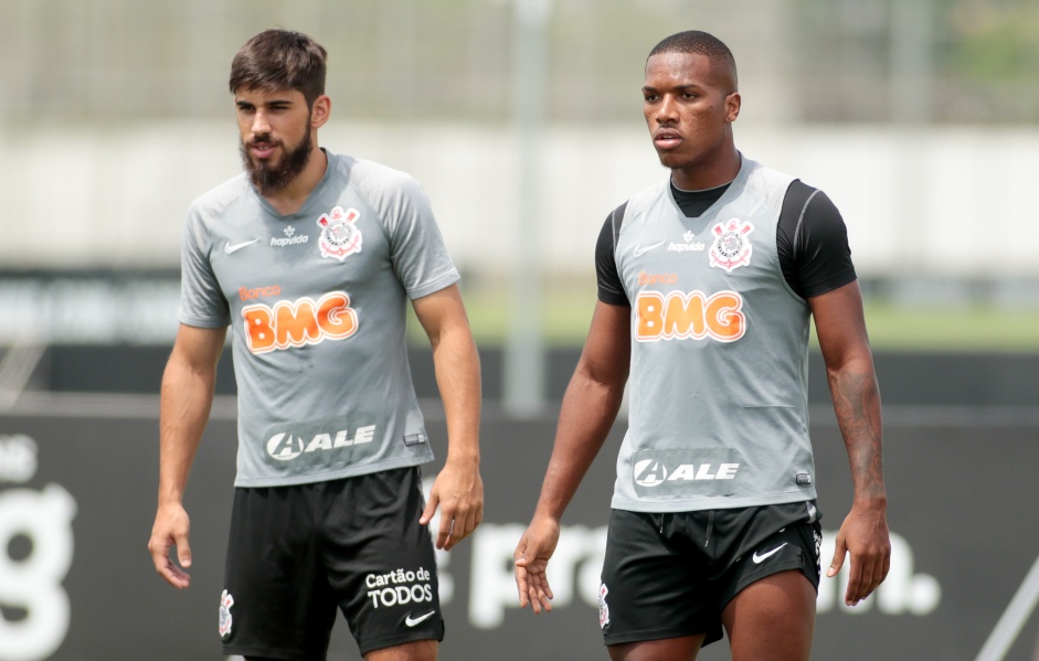 Bruno Mendéz e Xavier devem ser as novidades do Corinthians para encarar o Sport