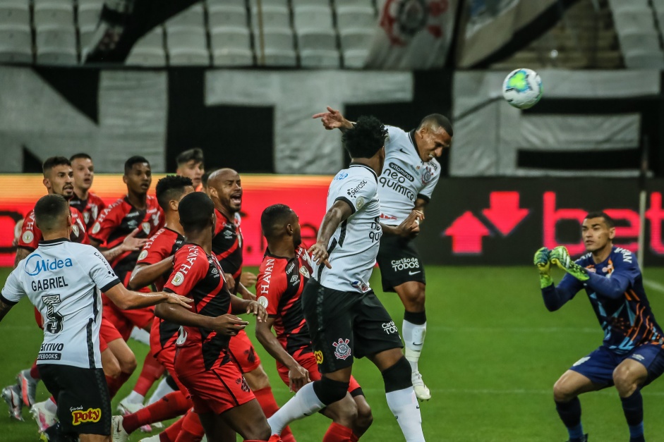 Empate com Athletico deixa Corinthians em alerta para seguir com chances de ir  Libertadores