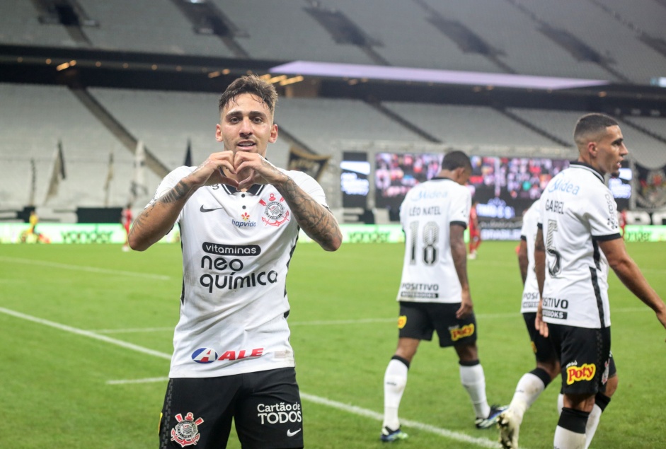 Gustavo Silva na partida entre Corinthians e Athletico, nesta quarta-feira na Neo Qumica Arena