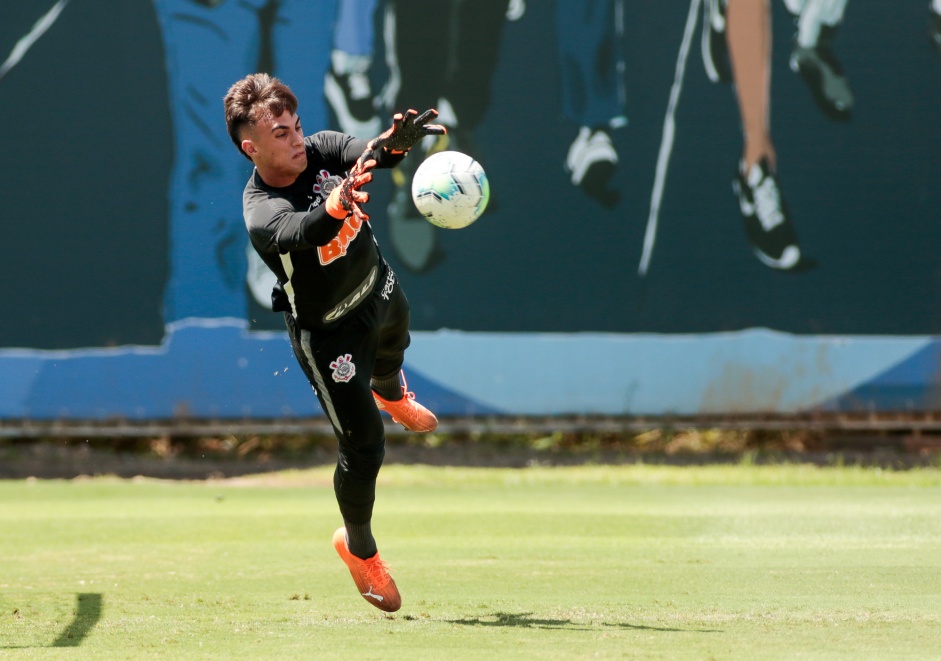 Matheus Donelli no penltimo treino antes do duelo contra o Santos, pelo Brasileiro 2020