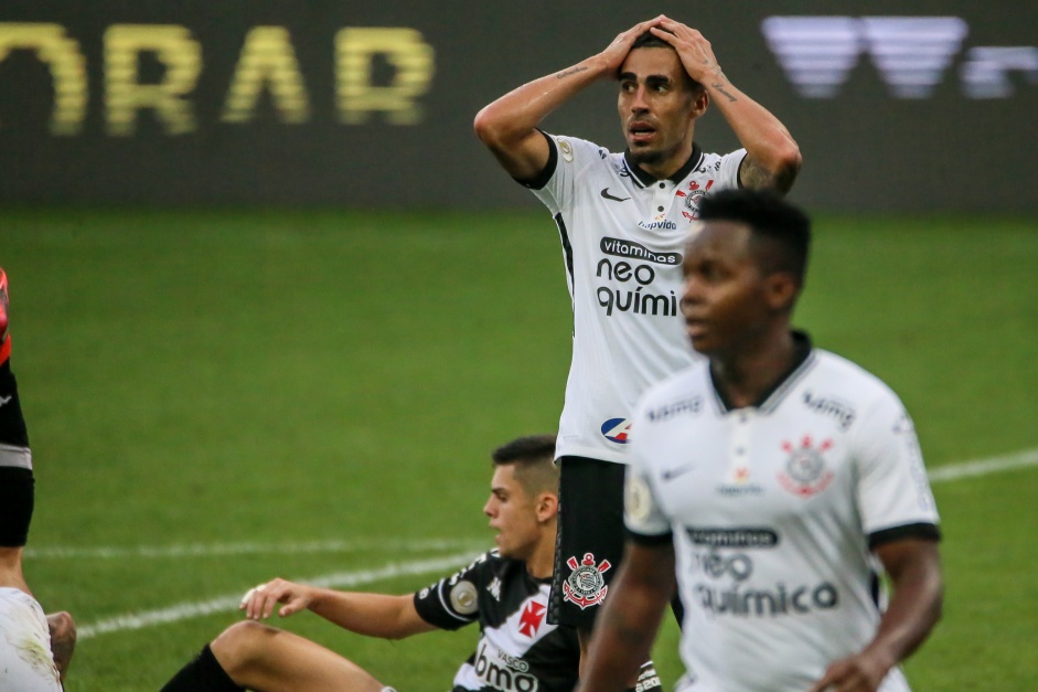 Gabriel na partida contra o Vasco, na Neo Química Arena, pelo Campeonato Brasileiro
