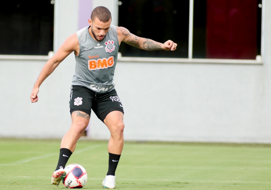 Andr Luis durante treino preparatrio para o jogo entre Corinthians e Palmeiras