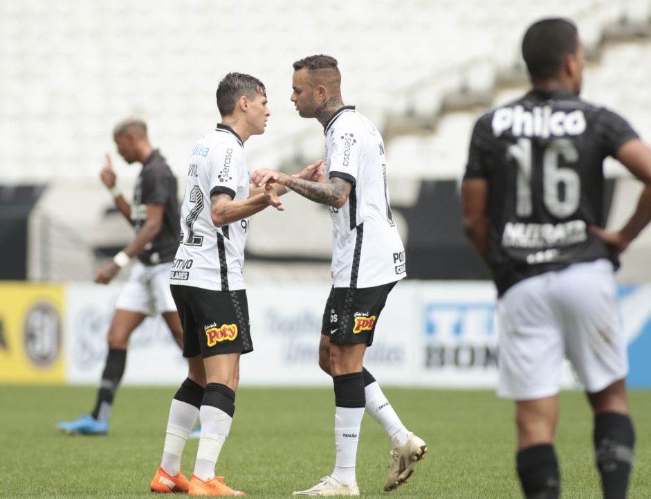 Vital e Luan no jogo contra a Ponte Preta, na Neo Química Arena, pelo Campeonato Paulista Vital e Luan no jogo contra a Ponte Preta, na Neo Química Arena, pelo Campeonato Paulista