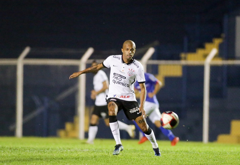 Vitinho foi o sexto jovem da base do Corinthians a estrear no Paulisto 2021