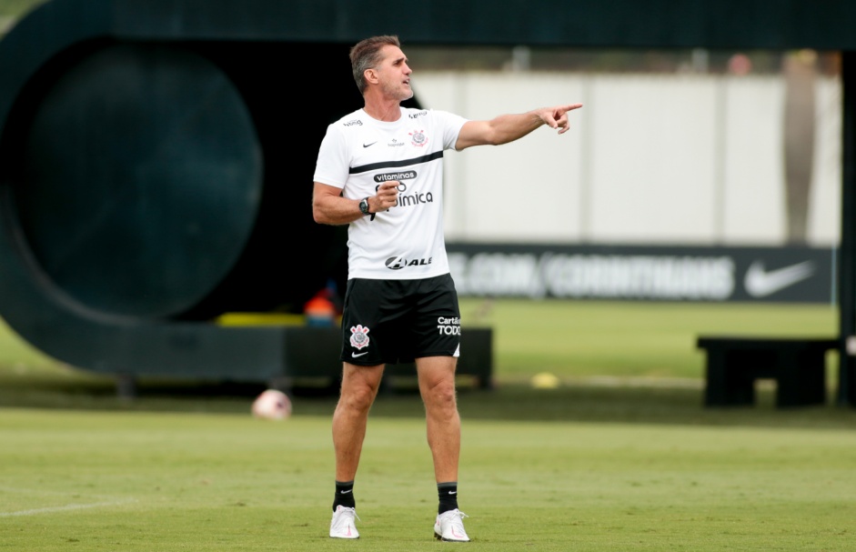 Vagner Mancini durante atividade do Corinthians no CT Joaquim Grava