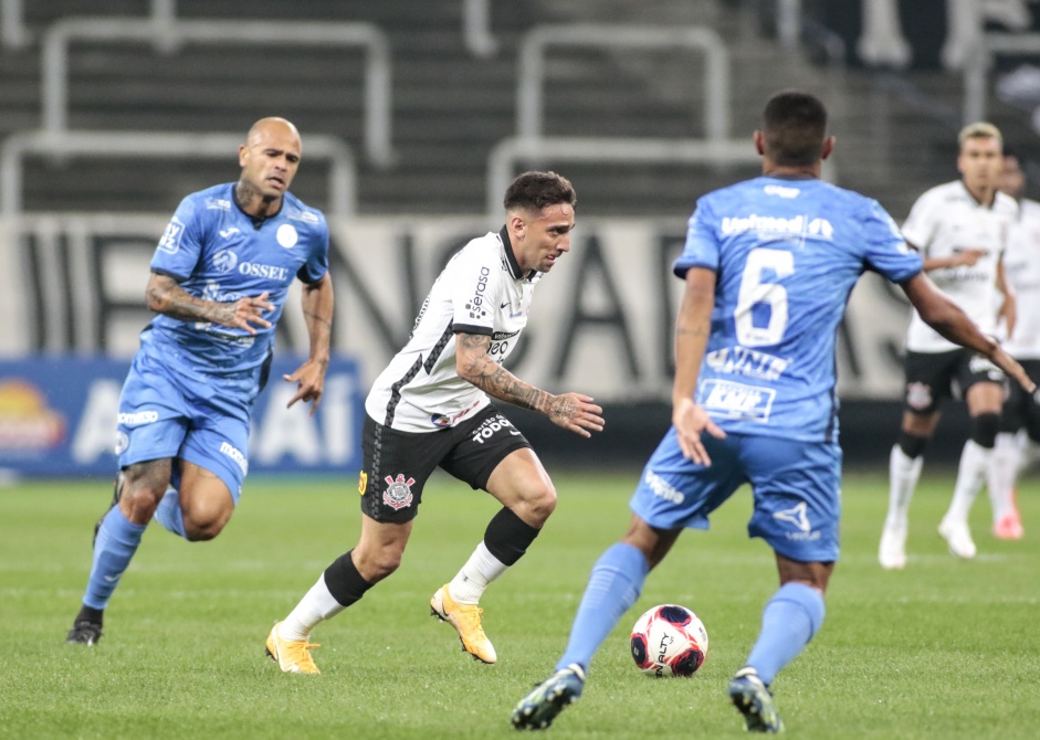 Gustavo Silva (Mosquito) durante jogo entre Corinthians e So Bento, na Neo Qumica Arena