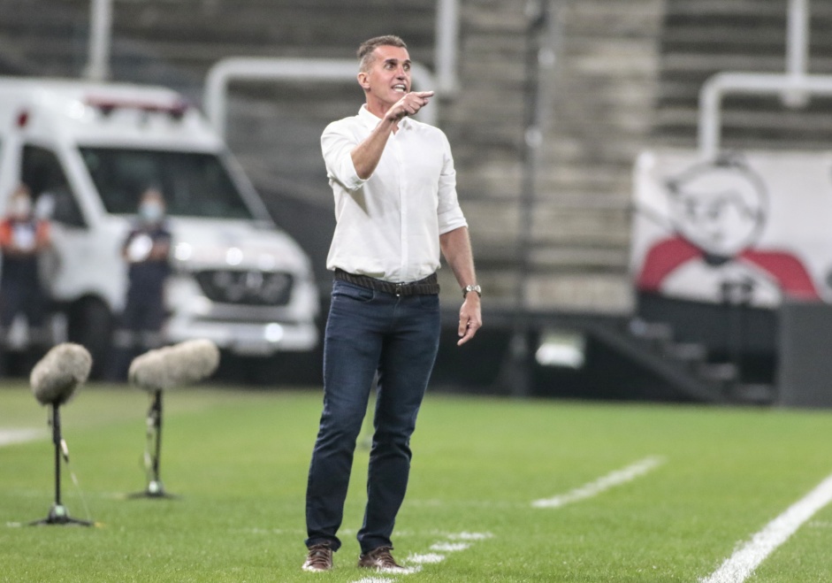 Mancini foi muito criticado pela Fiel nas redes Mancini foi muito criticado pela Fiel nas redes