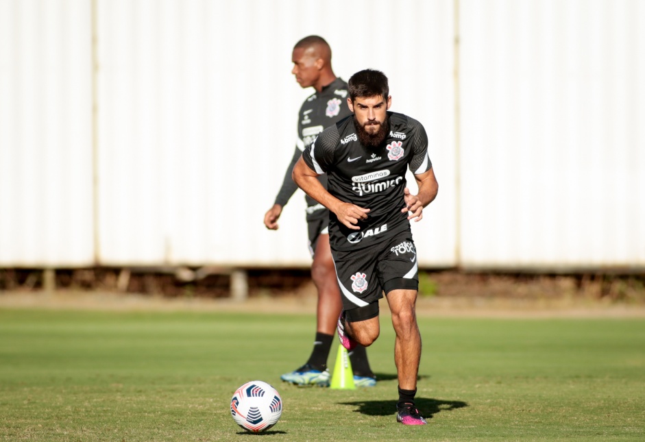 Bruno Mndez durante treino preparatrio para jogo contra o River Plate-PR, pela Sul-Americana