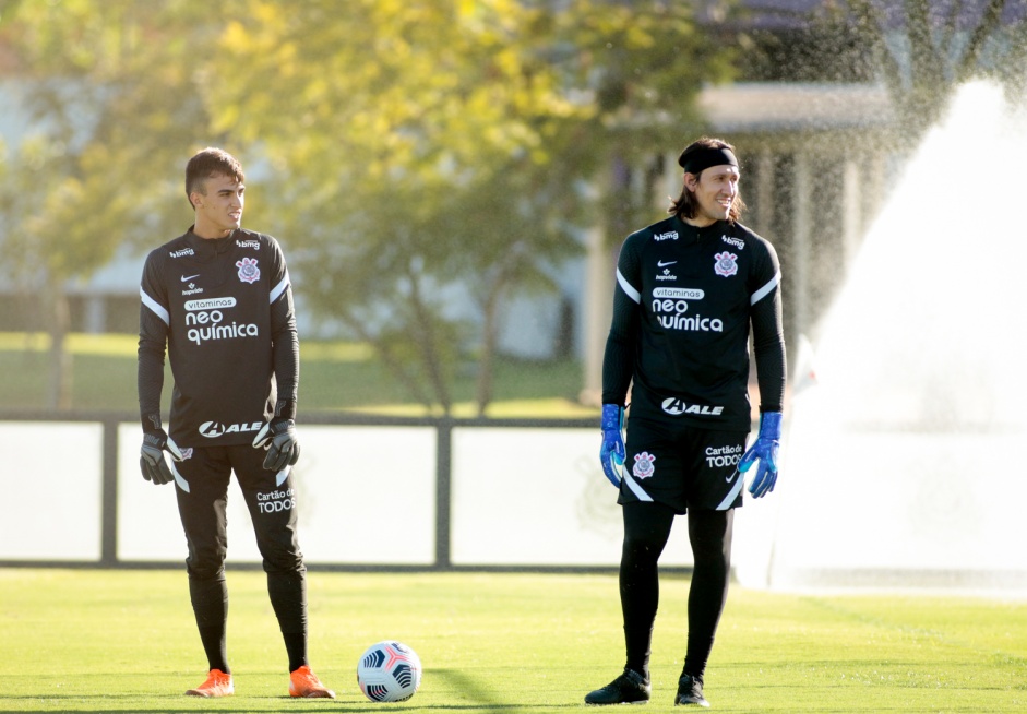 Donelli e Cssio durante treino preparatrio para jogo contra o River Plate-PR, pela Sul-Americana