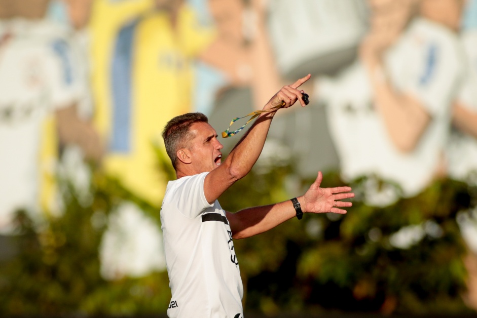 Corinthians divulga relacionados para estreia na Copa SUl-Americana