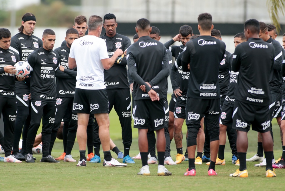 Corinthians termina preparao para jogo contra o River Plate-PR, pela Sul-Americana