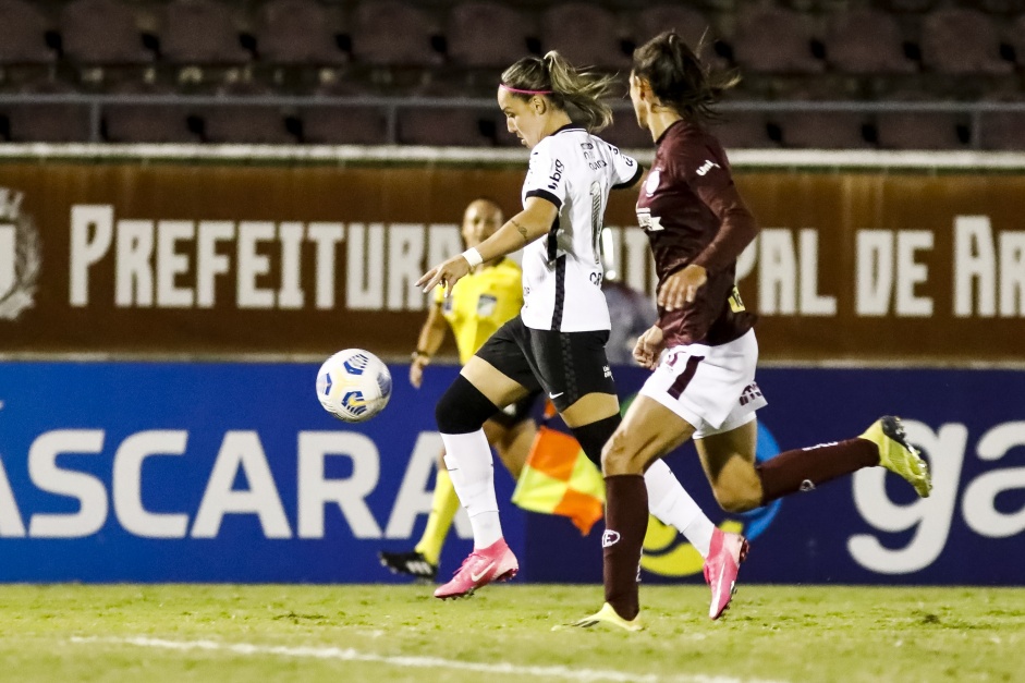 Giovanna Crivelari em partida entre Corinthians e Ferroviria, pelo Campeonato Brasileiro Feminino