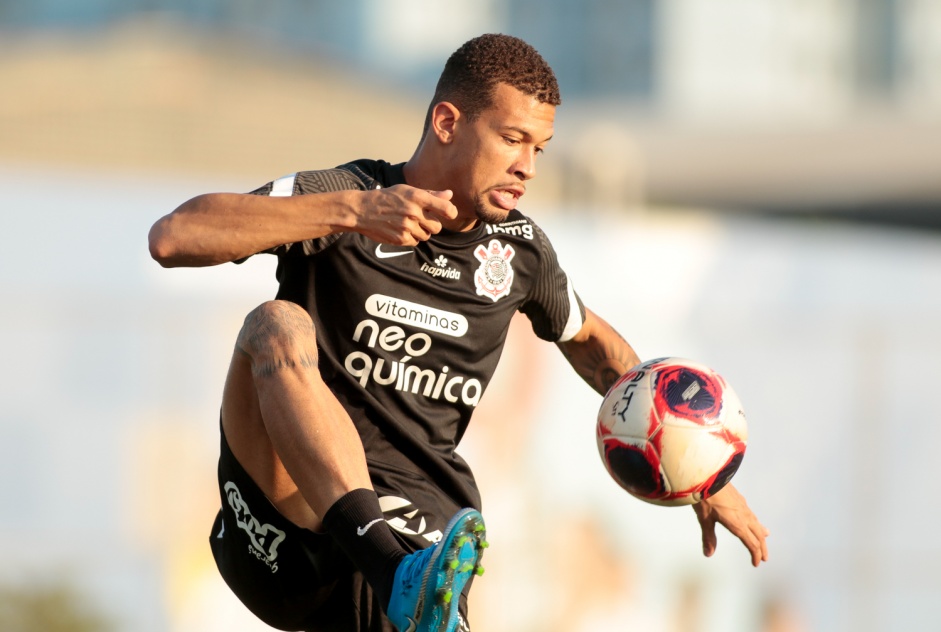 Joo Victor no ltimo treino do Corinthians antes do jogo contra o Santos, pelo Paulisto