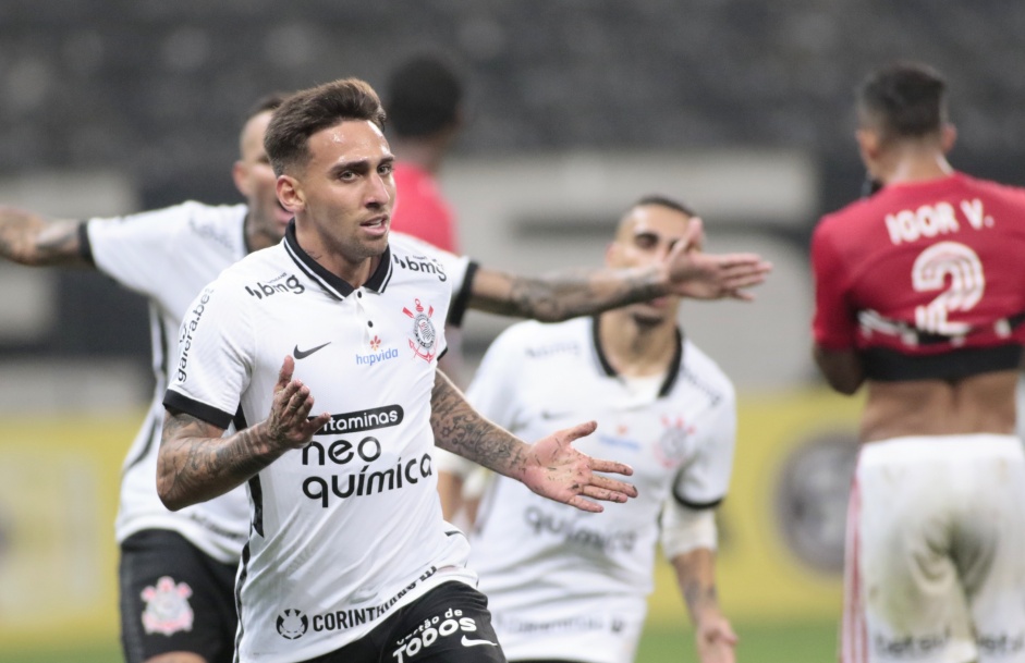 Gustavo Silva marcou o gol da virada do Corinthians sobre o So Paulo, pelo Paulisto