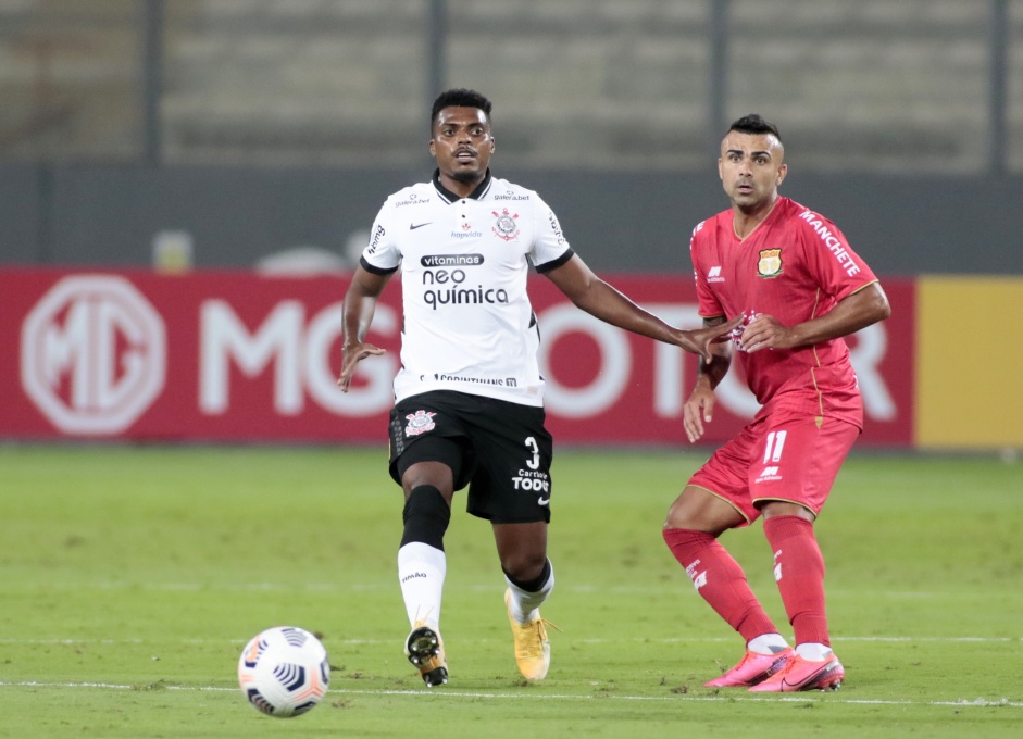 Jemerson em partida entre Corinthians e Huancayo, pela Copa Sul-Americana