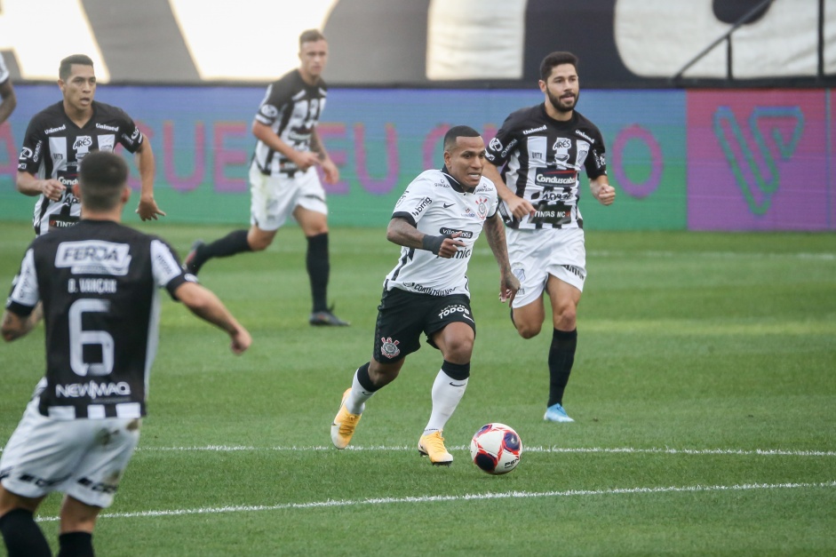 Otero durante jogo contra a Inter de Limeira, pelas quartas de final do Campeonato Paulista 2021