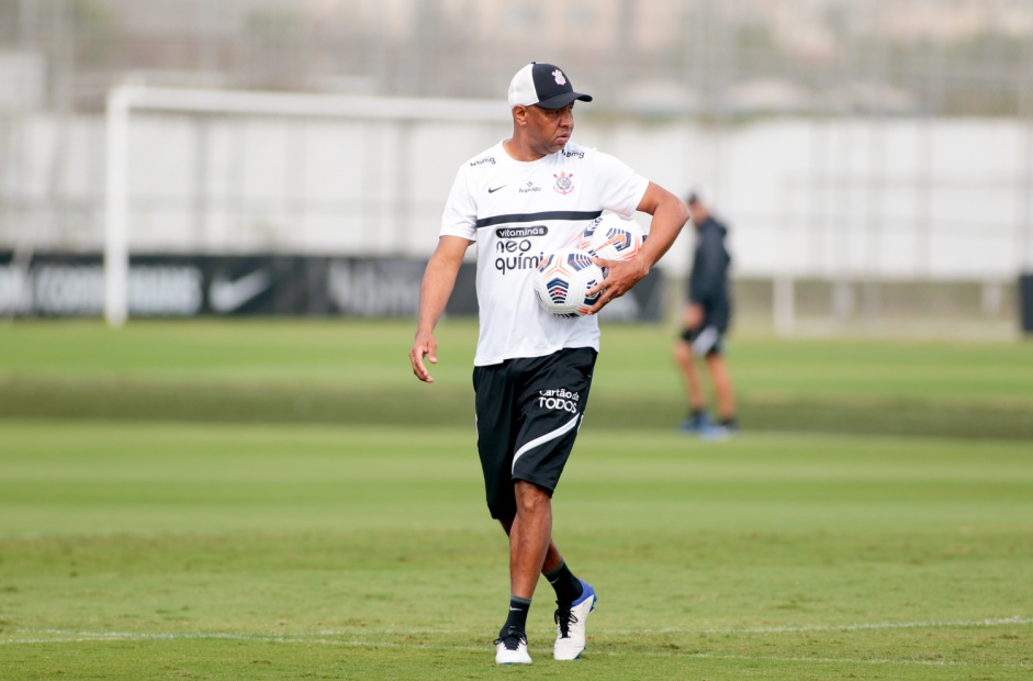 Anderson Batatais durante treino do Corinthians no CT Dr. Joaquim Grava