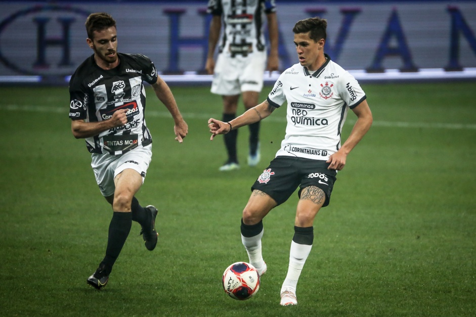 Mateus Vital durante jogo contra a Inter de Limeira, pelas quartas de final do Campeonato Paulista 2