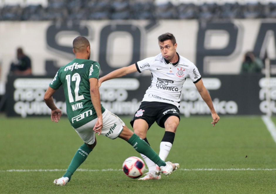 Lucas Piton na partida entre Corinthians e Palmeiras, pela semifinal do Campeonato Paulista 2021