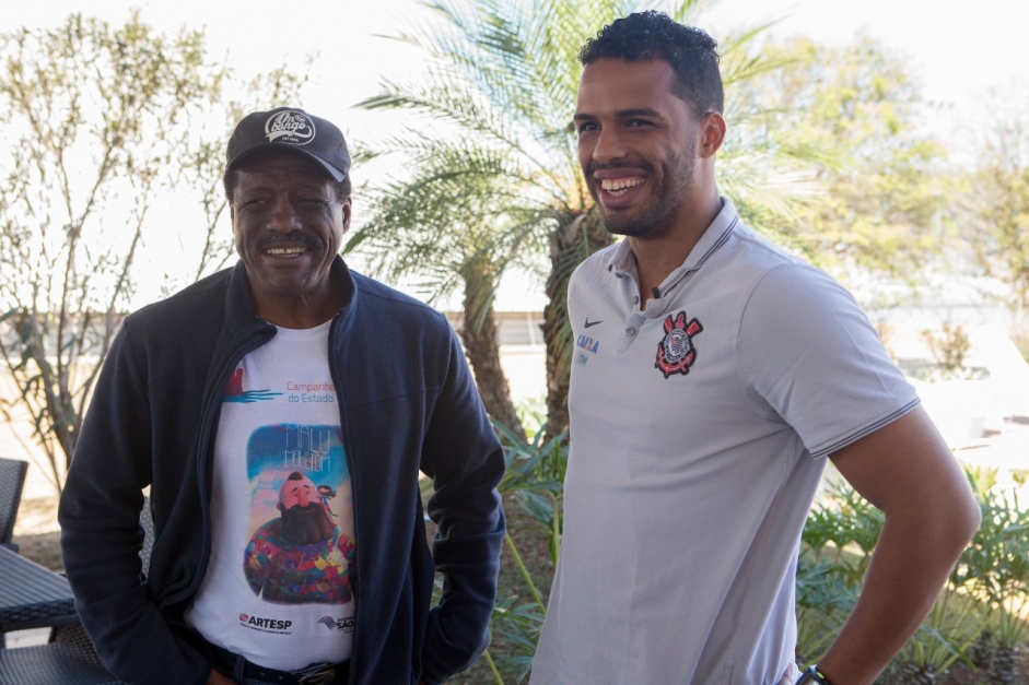 dolo do Corinthians comemora novo desafio de Fernando Lzaro e garante que ele est confiante