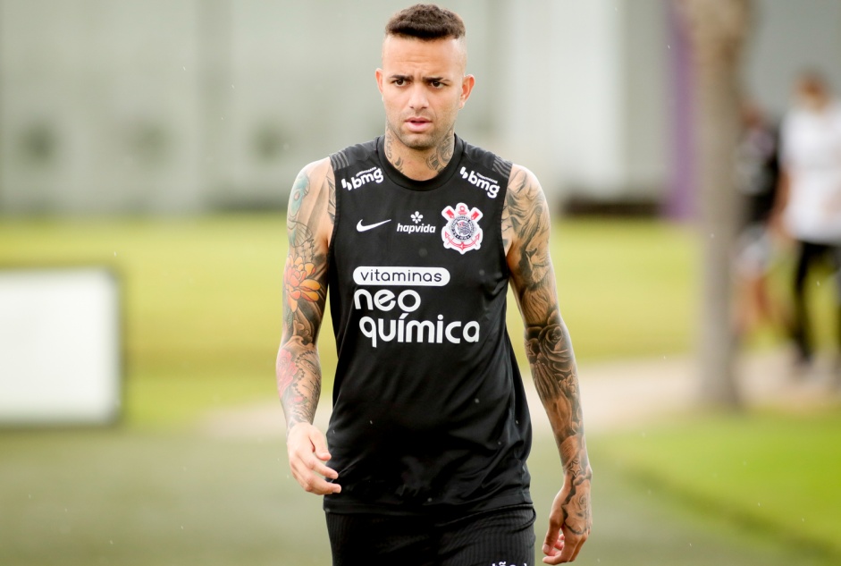 Luan durante ltimo treino do Corinthians antes da estreia pelo Brasileiro 2021