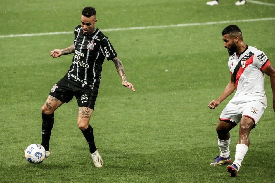 Luan no jogo entre Corinthians e Atltico-GO, pela estreia do Brasileiro 2021