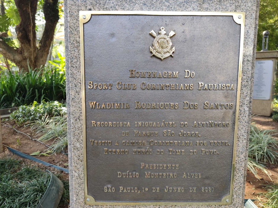 Homenagem ao Wladimir, ex-lateral do Corinthians, no Parque São Jorge