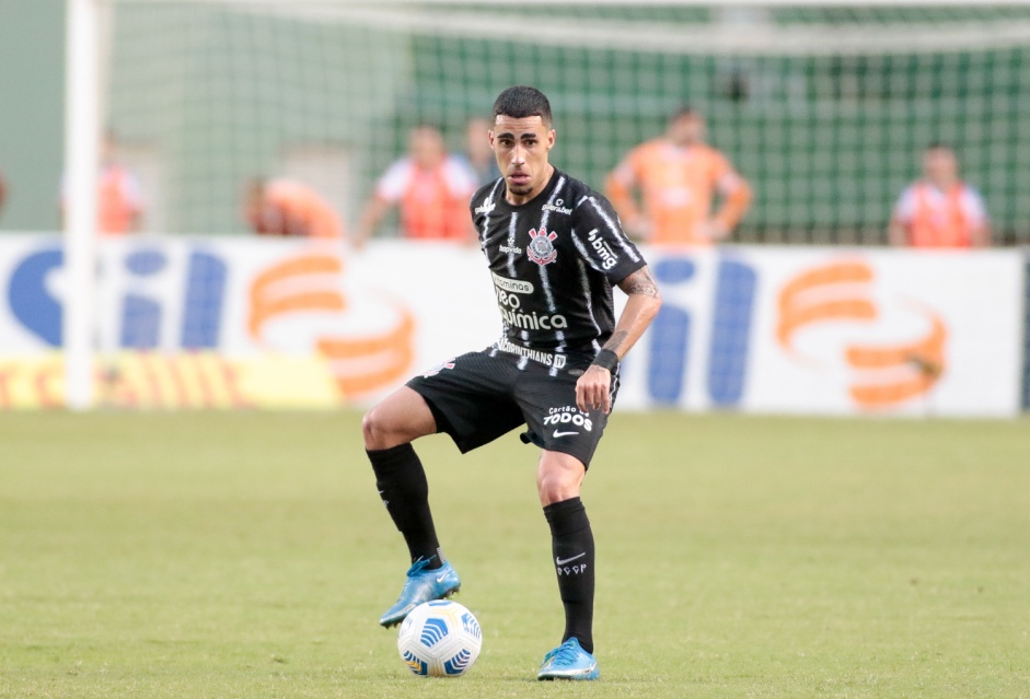 Volante Gabriel na partida entre Corinthians e Bahia, pelo Brasileiro, em Pituaçu