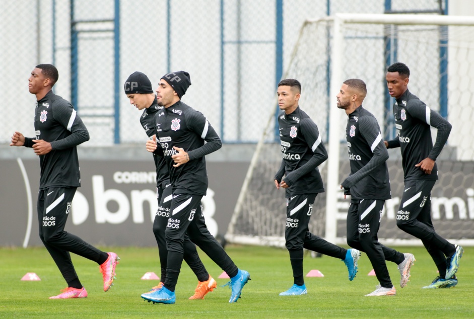 Jogadores no ltimo treinamento do Corinthians antes do Majestoso contra o So Paulo