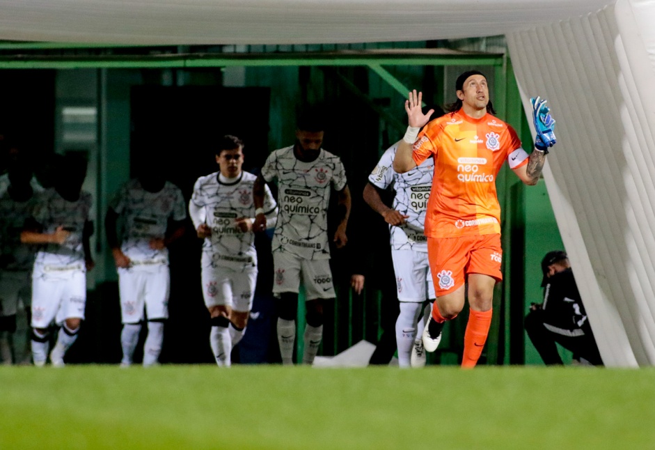 Goleiro Cássio durante jogo entre Corinthians e Chapecoense