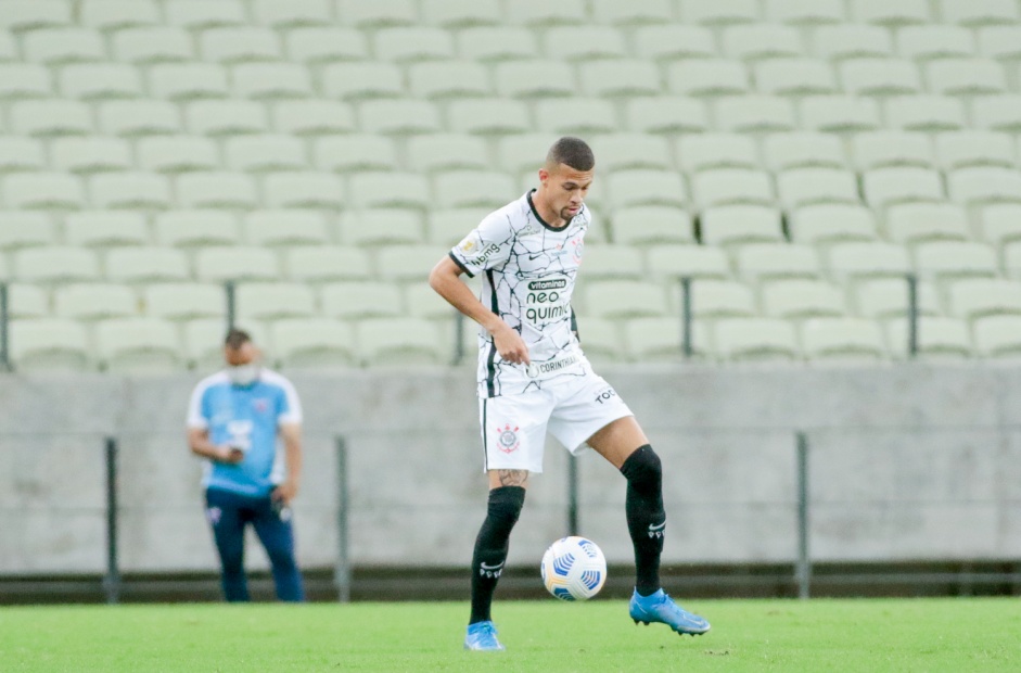 Joo Victor durante jogo entre Corinthians e Fortaleza, no Castelo, pelo Campeonato Brasileiro